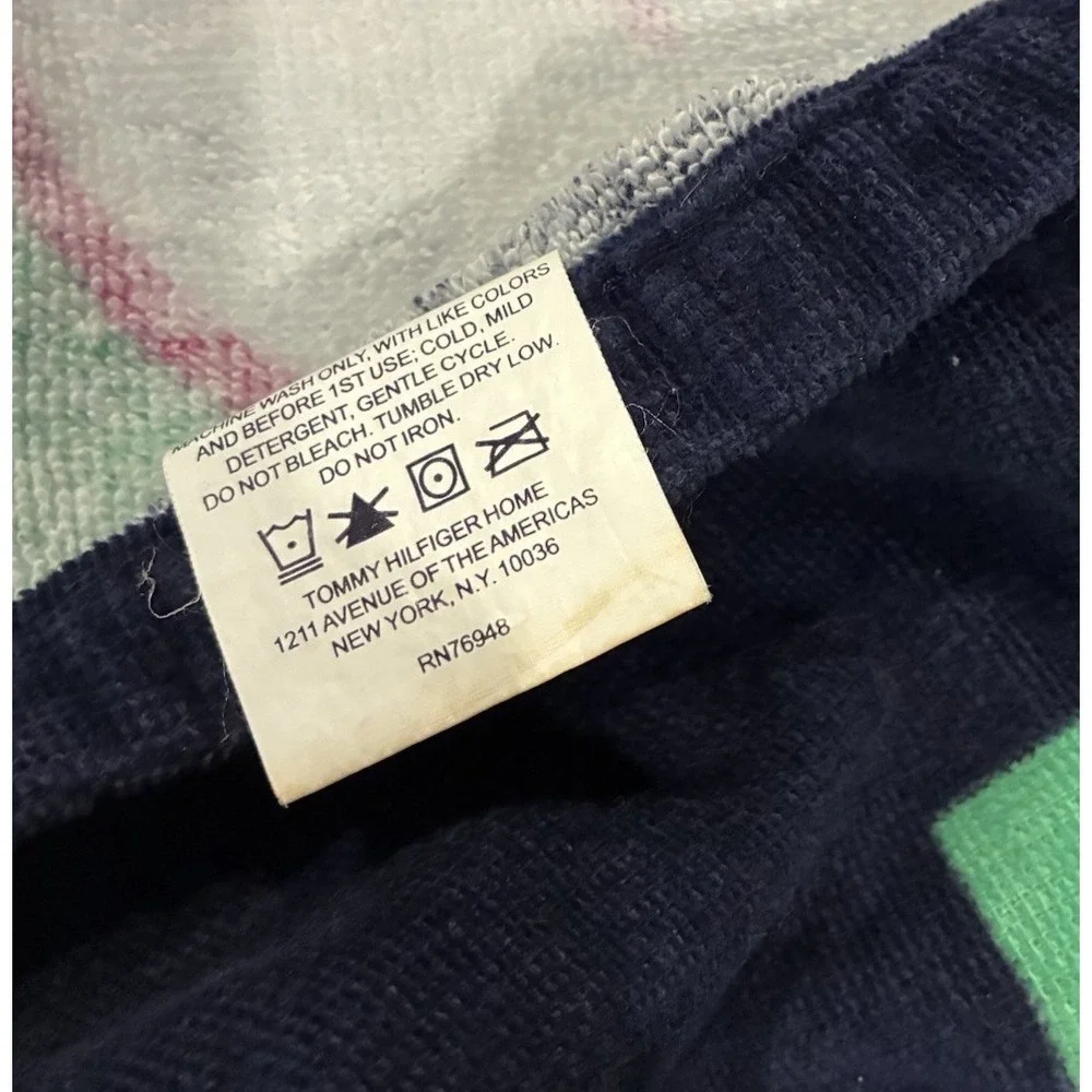 Vintage Tommy Hilfiger Beach Towel Hibiscus Flowers 40X70‎ Inches